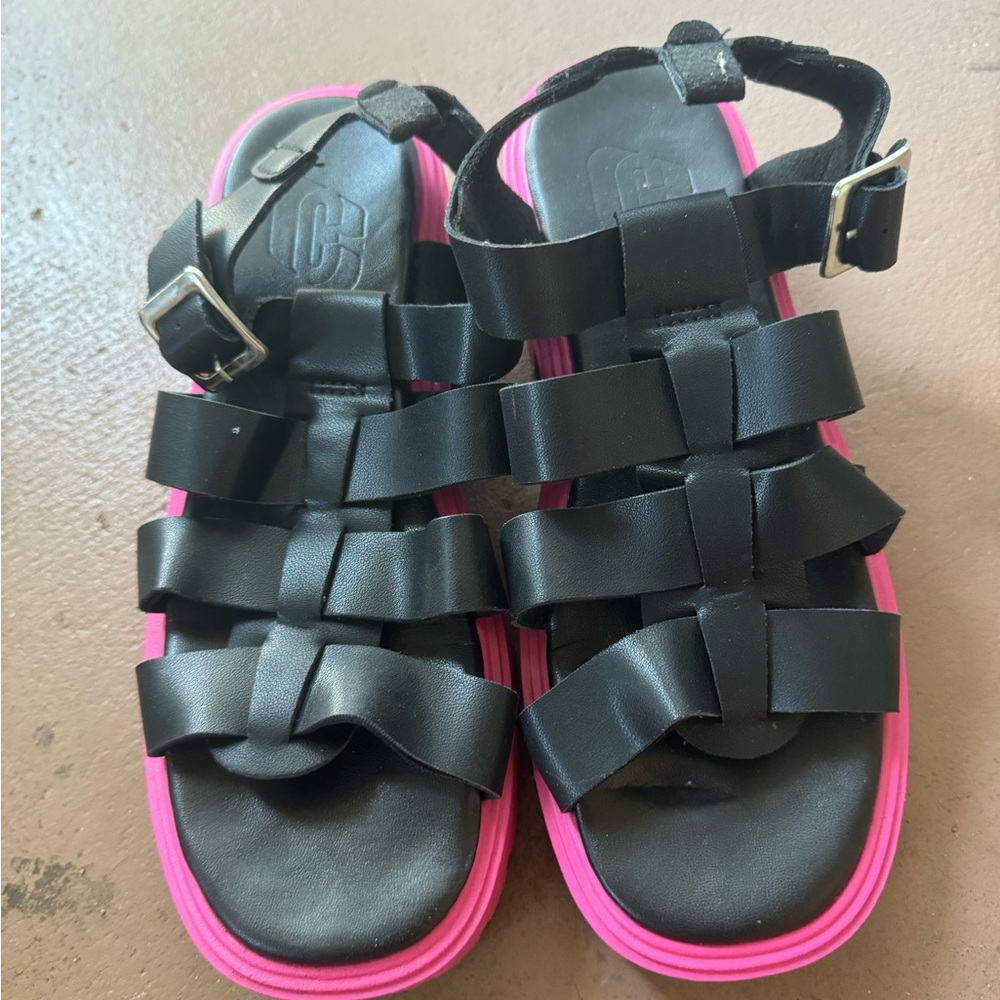 Platform sandals